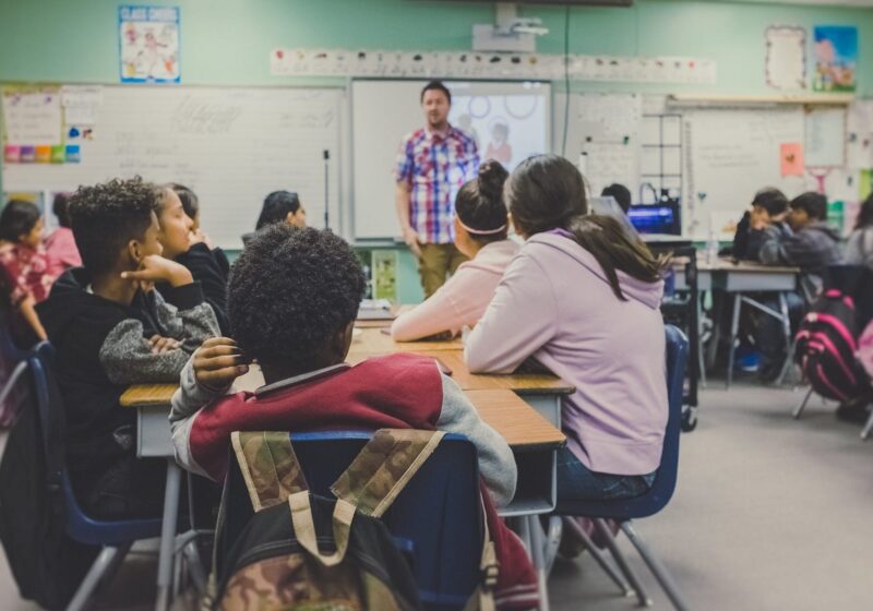 Educação: Crise, Oportunidade ou Colapso